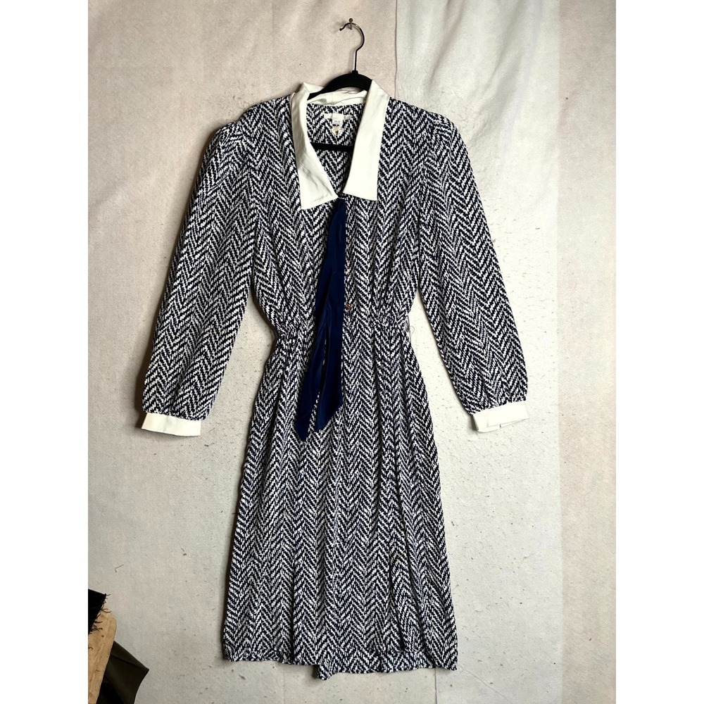Sailor Collar Dress Women 11-12 White Black Chevron Cinch Waist Tie Button Front